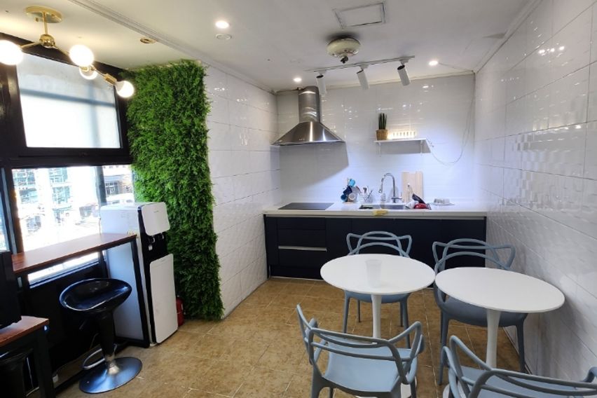 논현역6번출구 강남논현