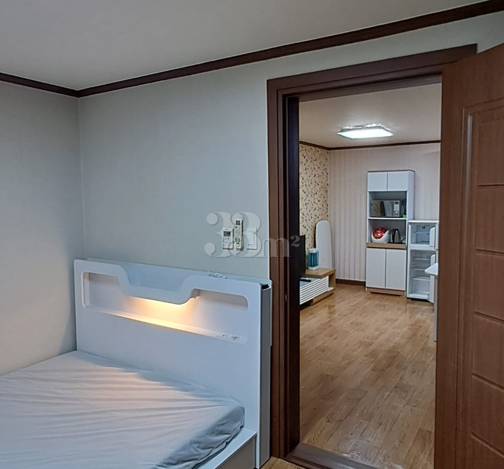 Nuriel Unit 201: Mini Two-Room Unit 0th image