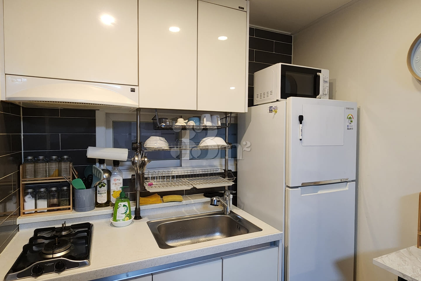 Studio apartment near Yeonsan Station subway 7th image