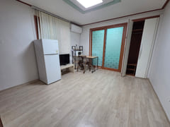 Affordable studio apartment near Suwon Statio 7th image