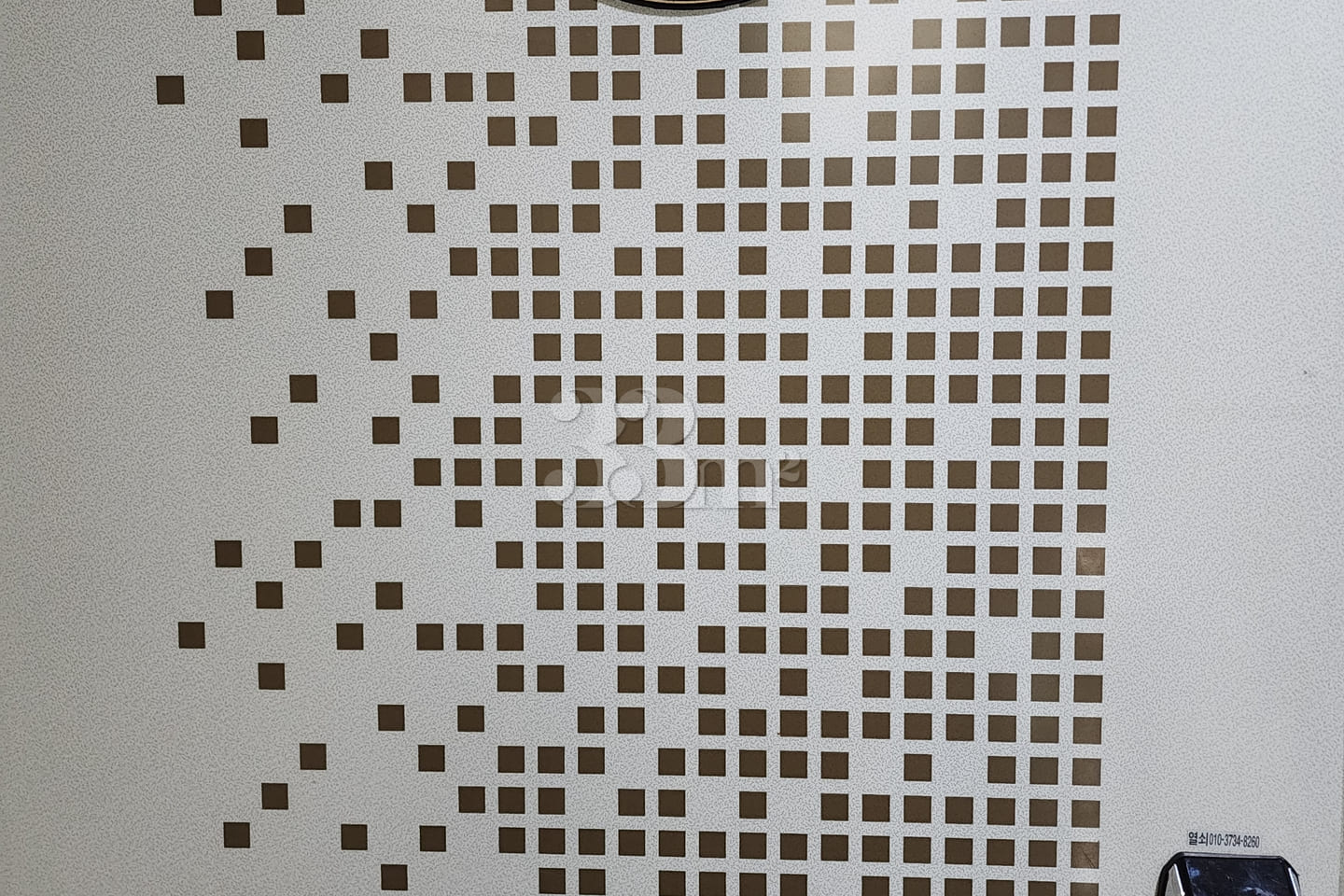 Room 107 5th image