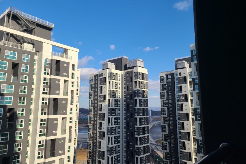 달빛축제공원역 5분거리