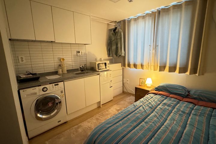 Sillim Fully Furnished Studio Apartment, Room 0th image