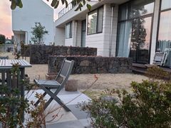 Wimi/Courtyard View Duplex Studio #2 9th image