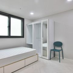 42 홍대 대로변 원룸 방 이미지