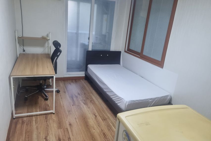 #대학마을 206호!!