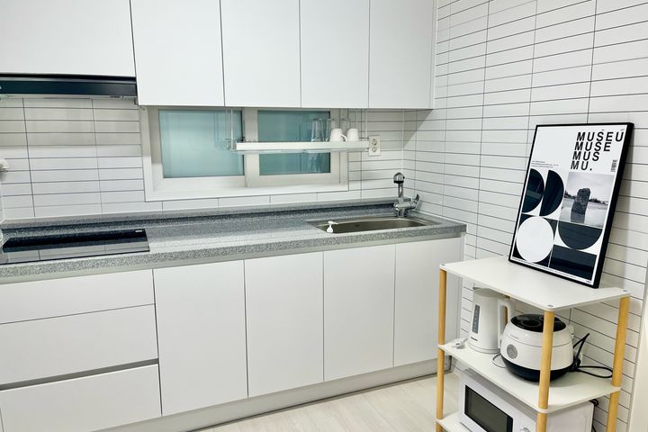 Seokchon Station Two-Room Apartment (with Dry 18th image