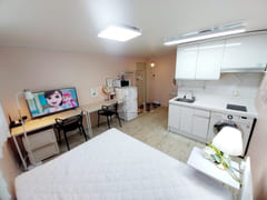 ♥️Lovely studio apartment, 5-minute walk from 9th image