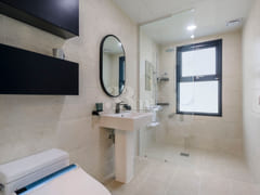 Fantastic Ocean View Luxury Home 8th image