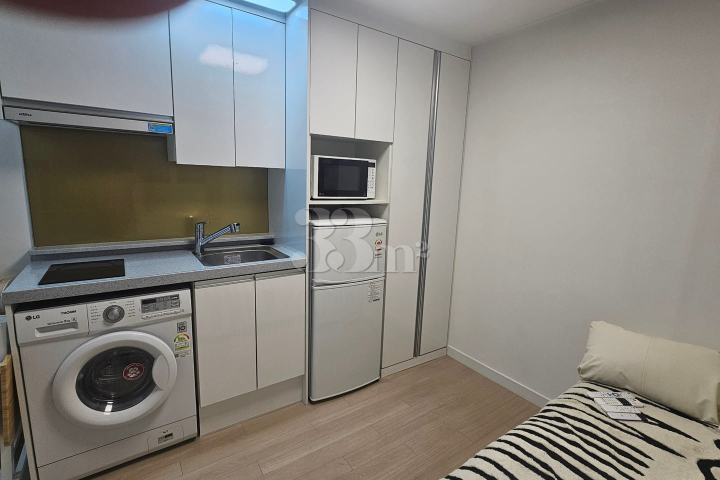 A charming, fully furnished home 6th image
