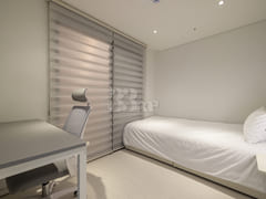 3rd floor, 4 beds for 4 people + 2 bathrooms 13th image