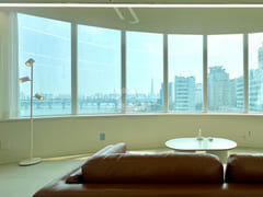 Lotte Tower ๐ผ Han River View โค๏ธ 10th image