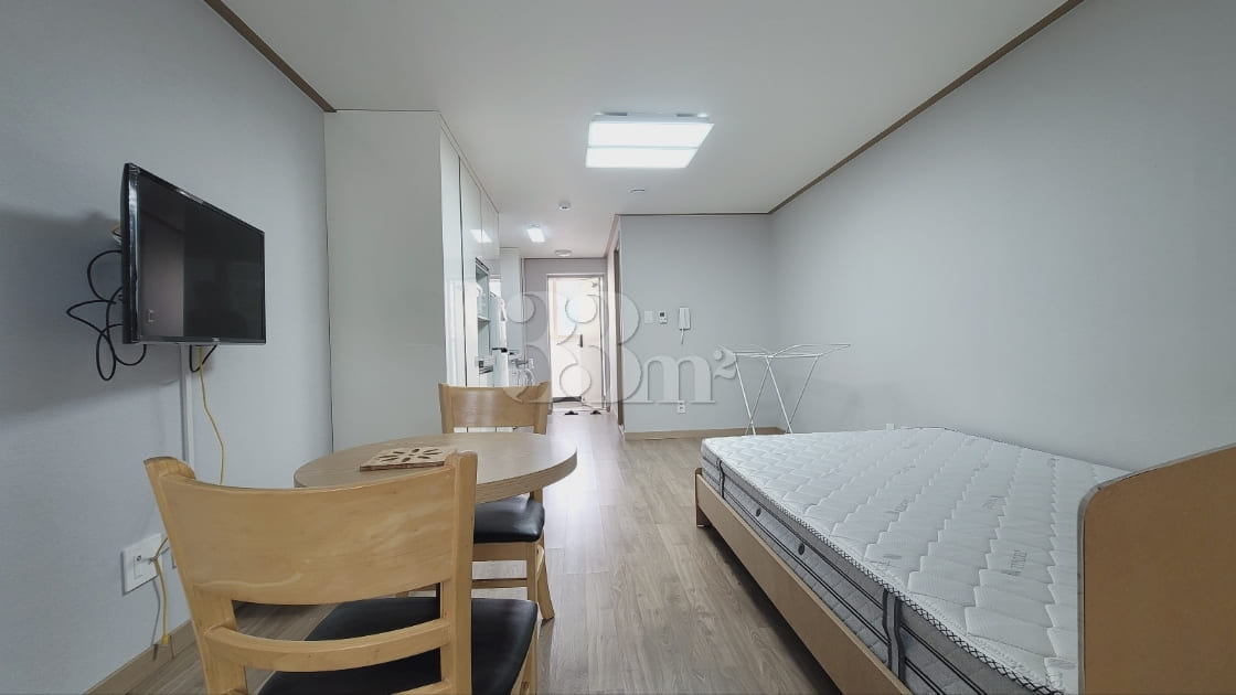 Pine Village, Unit 309 0th image