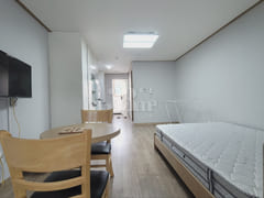 Pine Village, Unit 309 0th image