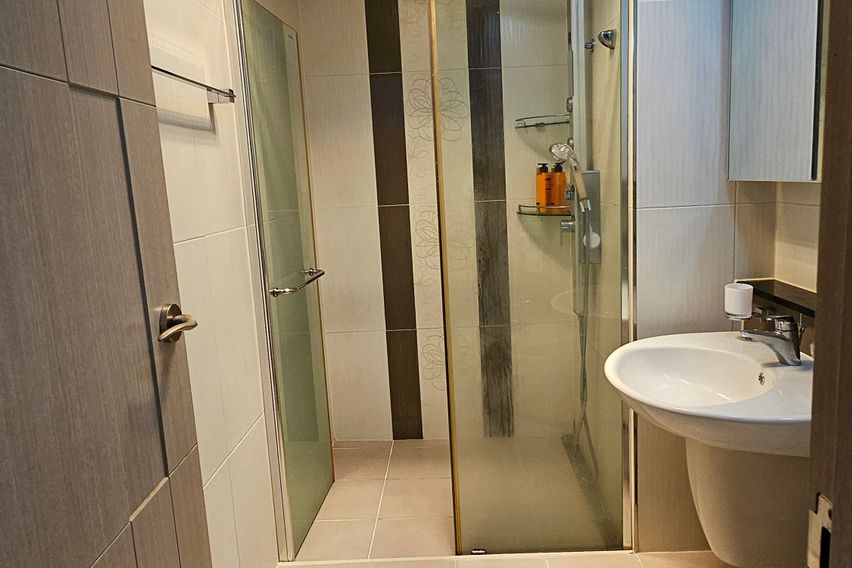 별똥별하우스 사이8층