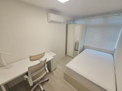 Room B 0번째 이미지
