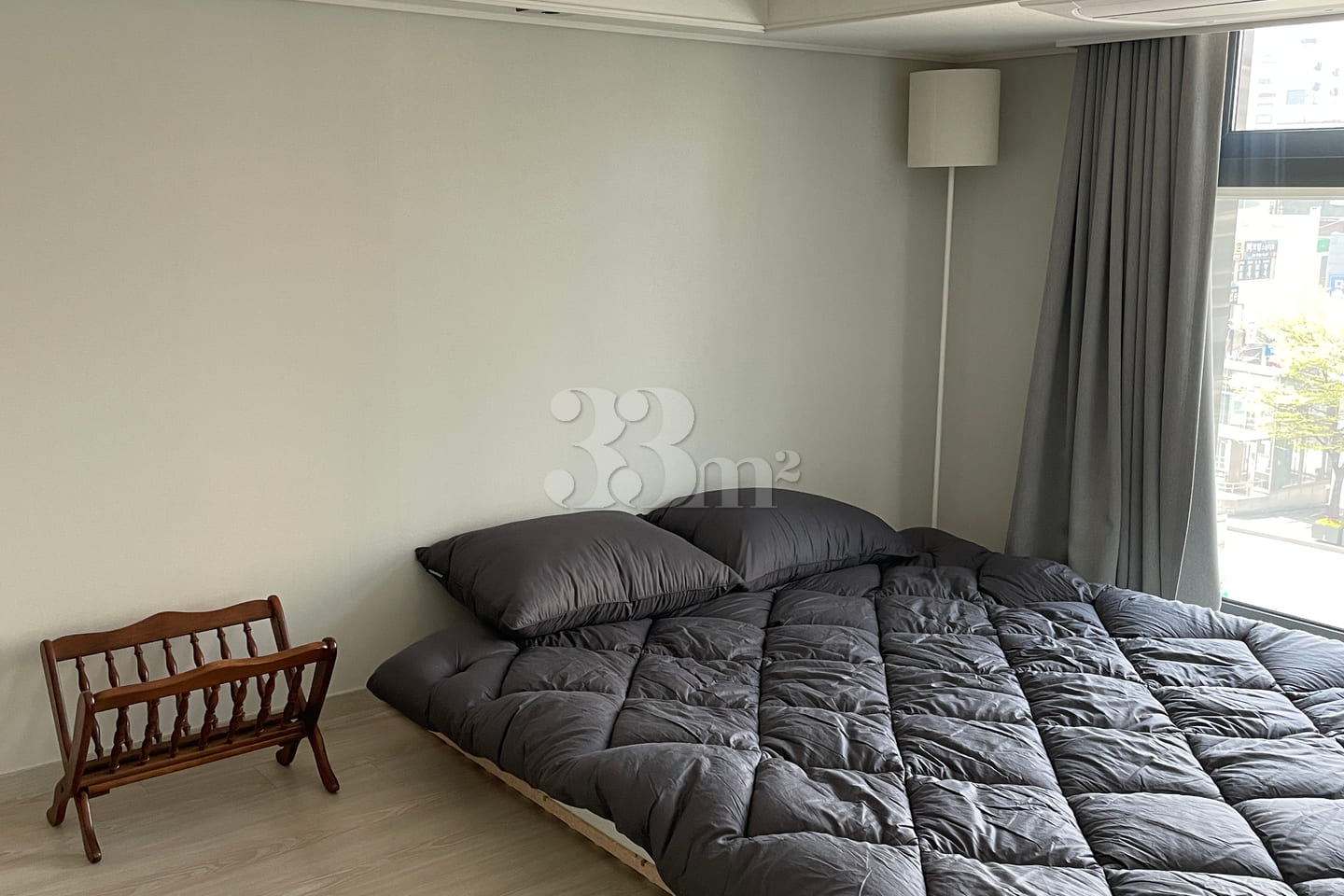 1-minute walk from Line 9 / Hongdae-Deungchon 2th image