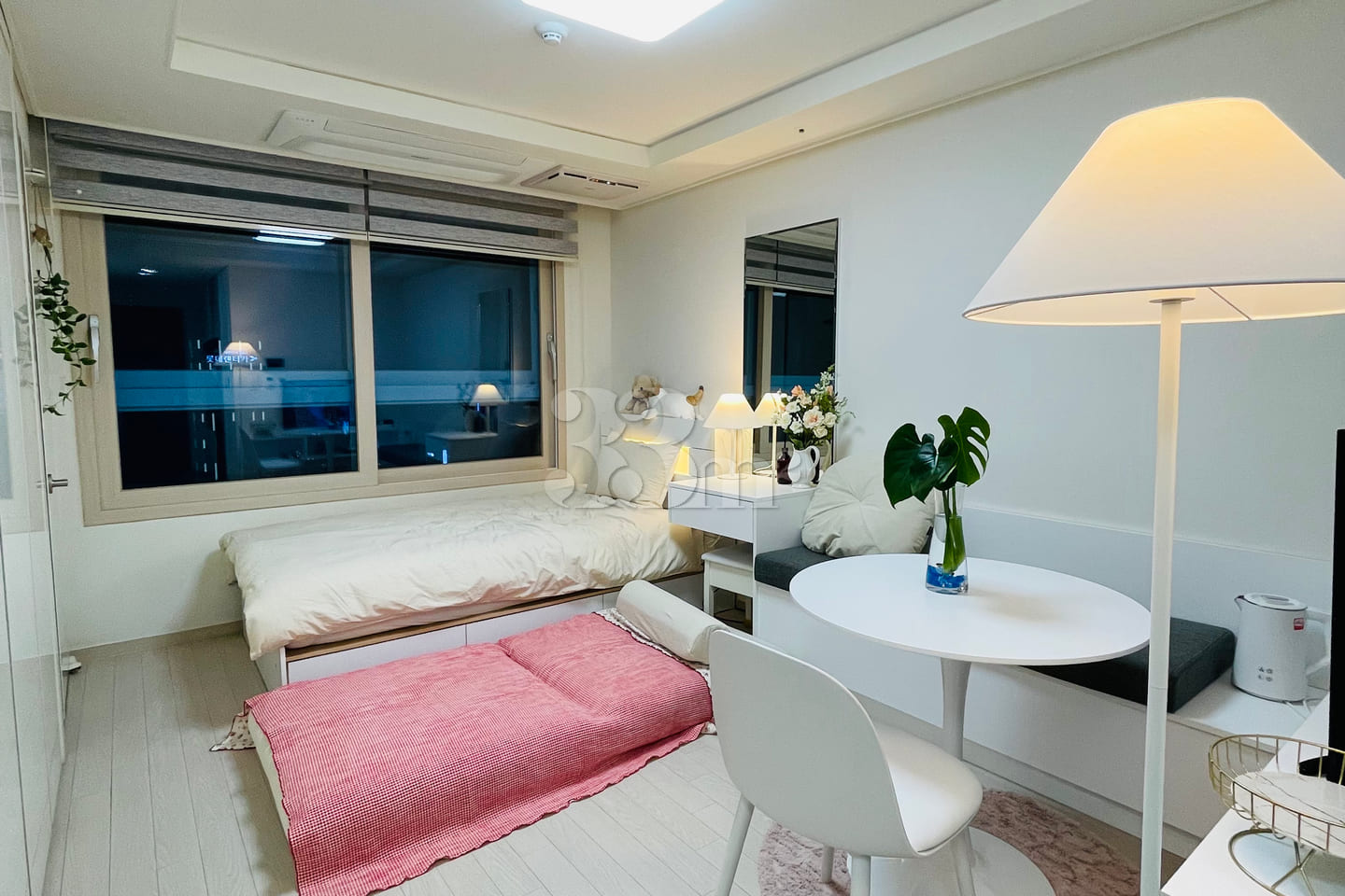 Officetel located right in front of Gangneung 4th image