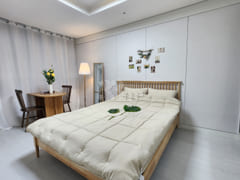 1 minute from Seolleung Station, Daechi, Gang 7th image