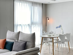 Living room and bedroom with lake view, separ 1th image