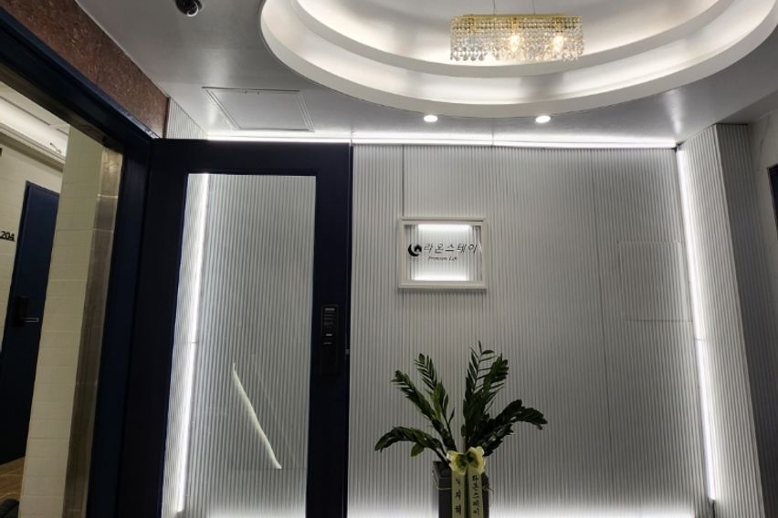 논현역6번출구 강남논현