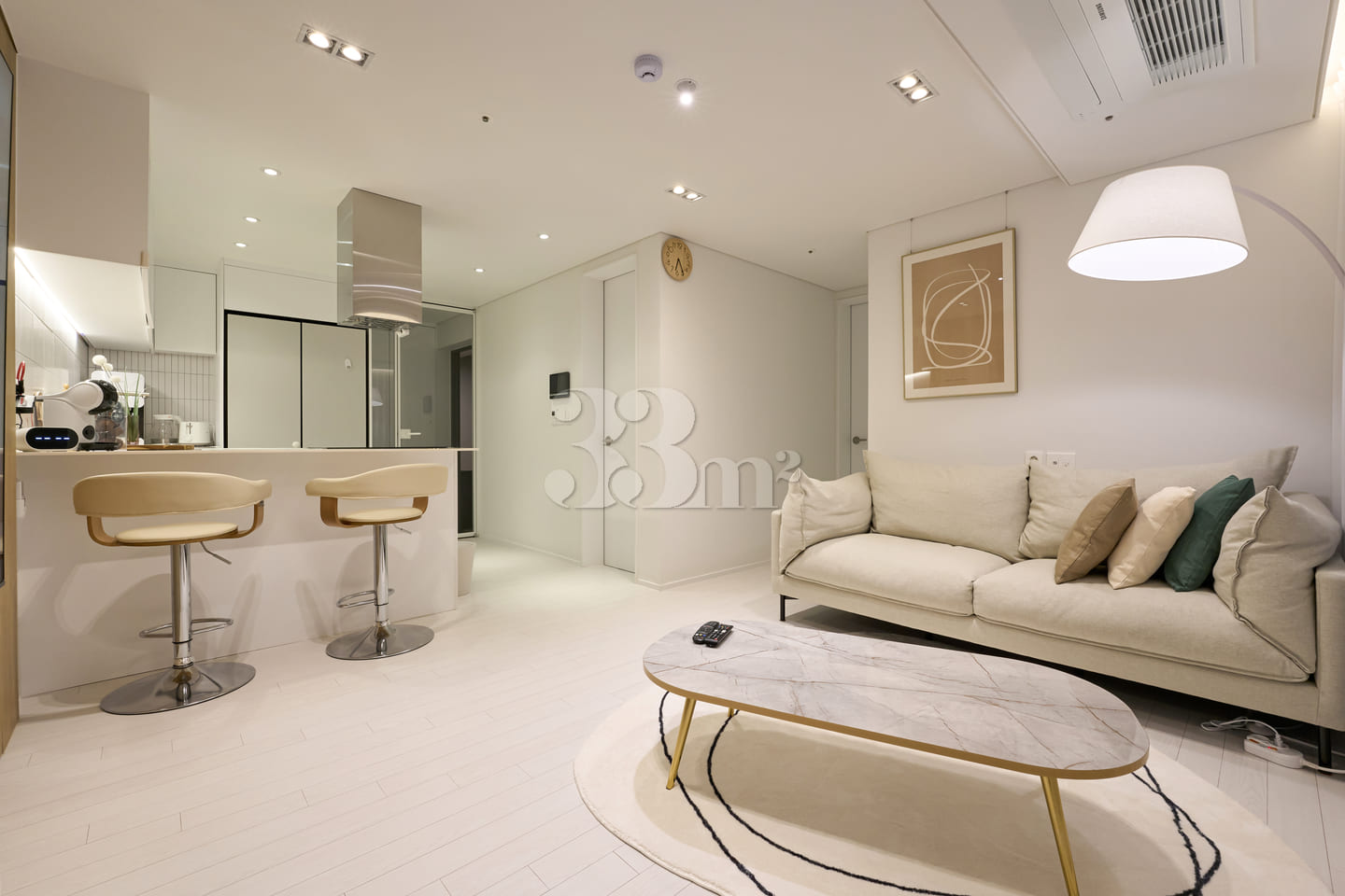5th floor, 4 beds for 4 people + 2 bathrooms 10th image