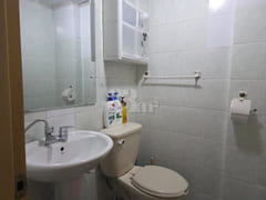 Room 202 5th image