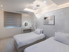 Hermen Building E, Room 201 16th image