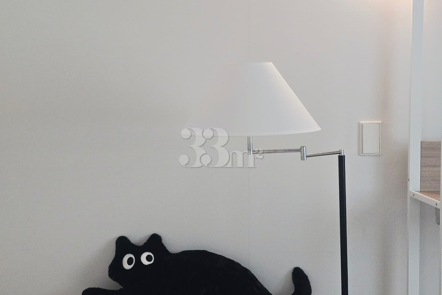 Room 204 4th image