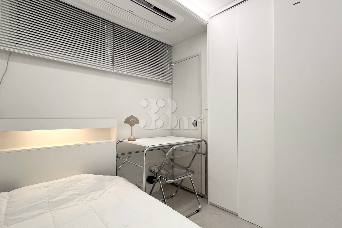 One-bedroom apartment with a separate room, 3 3th image