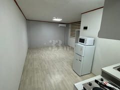 Studio apartment near the subway station, ful 1th image