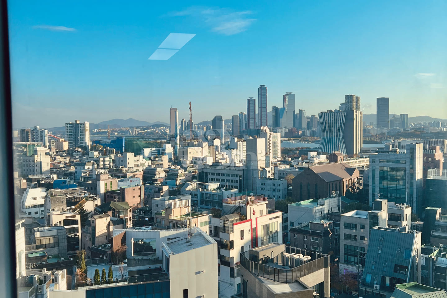 3 seconds from Hapjeong Station 🔹 Hongdae/Sa 6th image