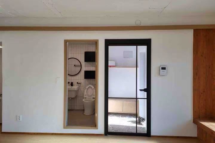 Hanok-style 2-bedroom 1th image