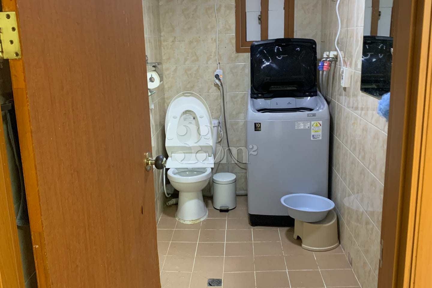 Fully furnished two-bedroom apartment, remode 6th image