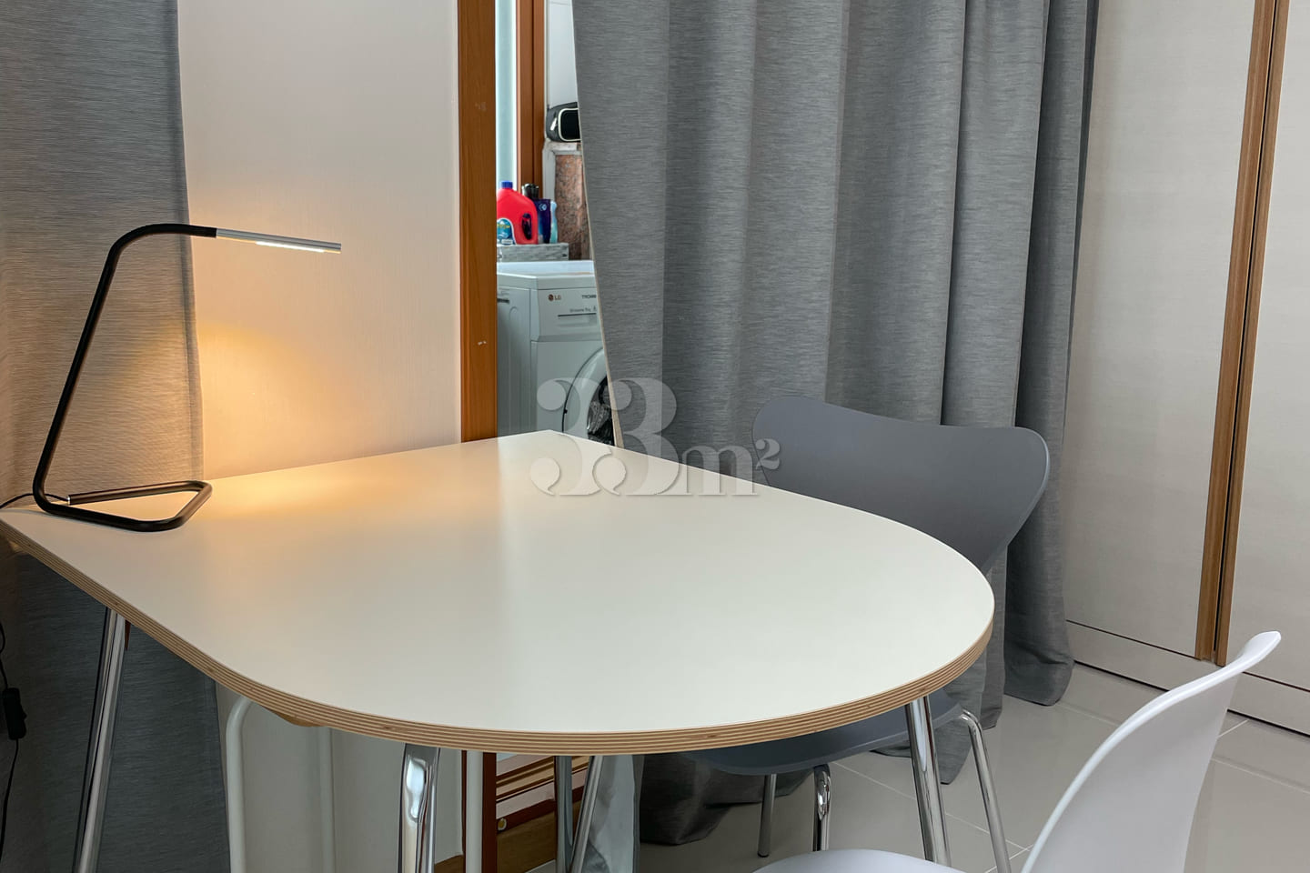 Sunny room, large studio apartment 10th image