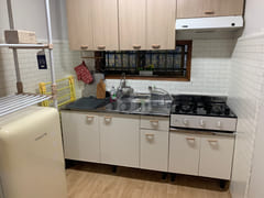 Cost-effective two-bedroom near Moran Station 3th image