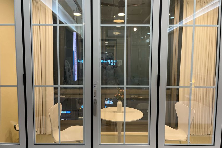 유럽감성//강남역10초 13번째 이미지