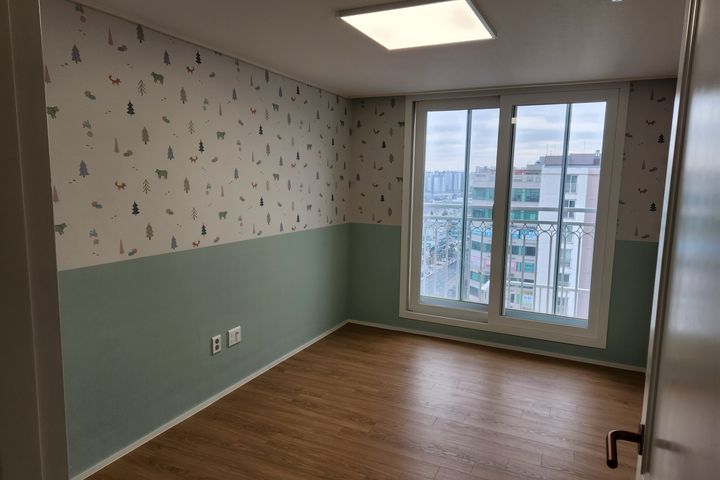 Apartment just a 5-minute walk from Janggi St 6th image