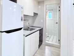 Fully furnished, clean room_No. 2 7th image