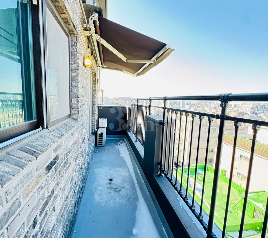 Casagio 61 ☆ Top-floor 3-bedroom unit 9th image