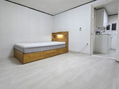 Convenient access, comfortable rest. 11th image