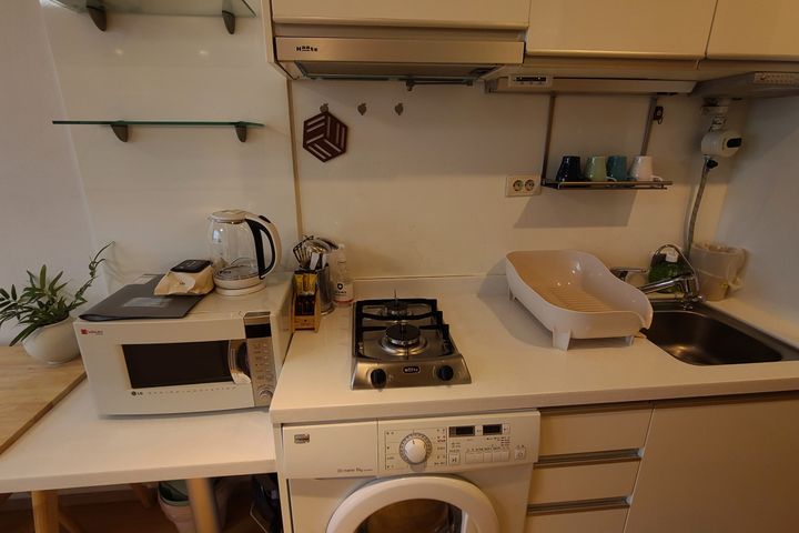 Jeongja Stay / Spacious 1.5-Room Unit 18th image