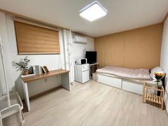 3rd floor 0th image