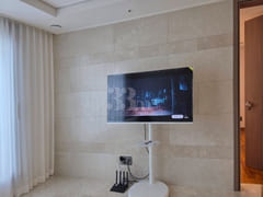 3-room apartment near the airport in the city 3th image