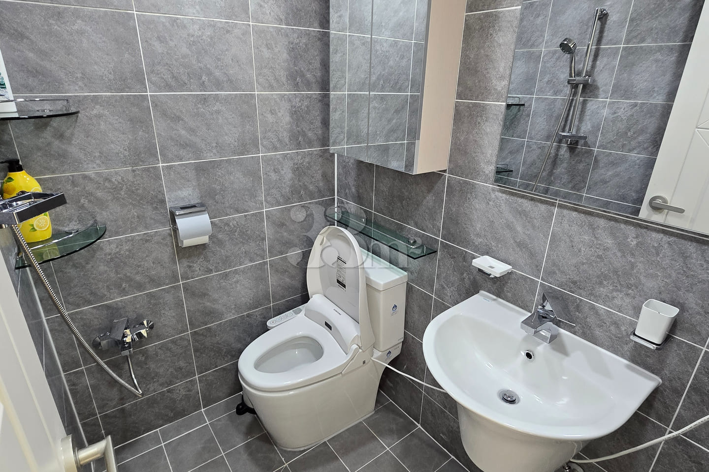 Bamridan-gil two-room apartment with on-site  8th image