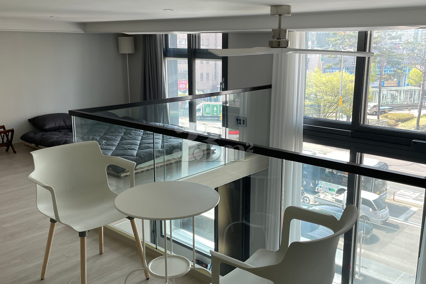 1-minute walk from Line 9 / Hongdae-Deungchon 3th image