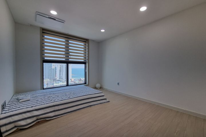 Fully furnished, 2 bedrooms, Gwangan Bridge v 15th image