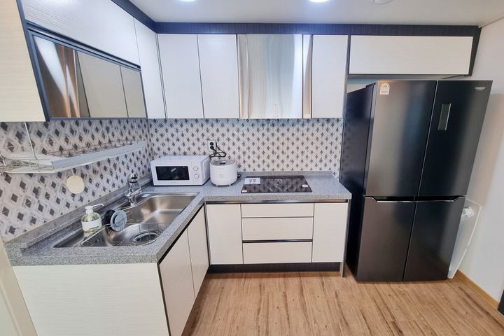 [Sinjeongnegeori Station] 2-room 8th image