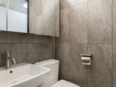 Luxury Spacious Room with Full Options 412 6th image