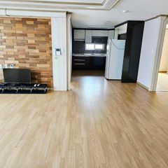Ansan Parkville Three-Room Apartment Unit Image